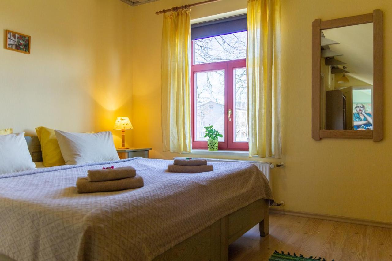 Raibie Logi Hotel Ventspils Buitenkant foto