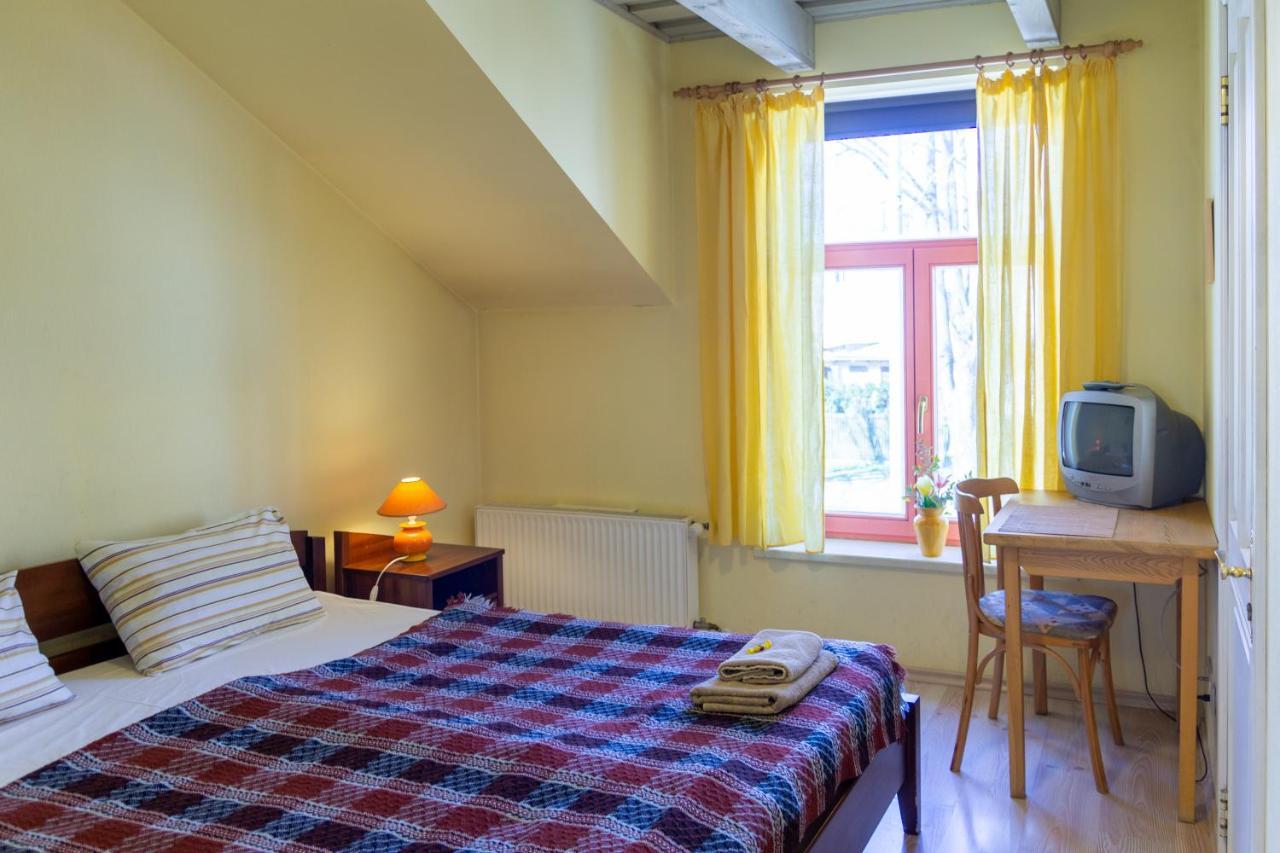 Raibie Logi Hotel Ventspils Buitenkant foto
