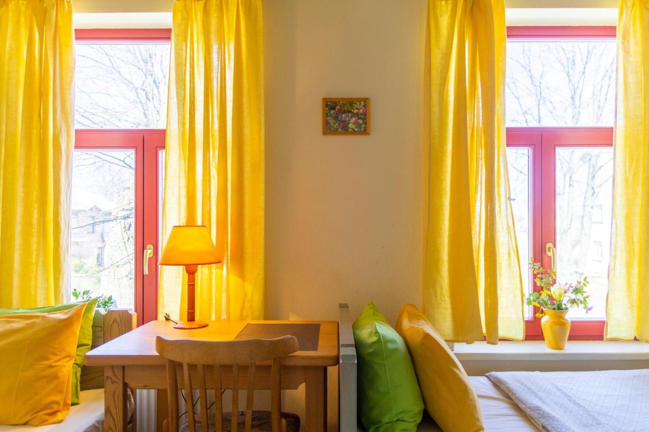 Raibie Logi Hotel Ventspils Buitenkant foto