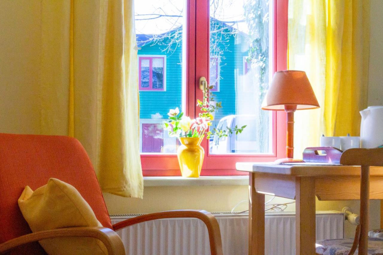 Raibie Logi Hotel Ventspils Buitenkant foto
