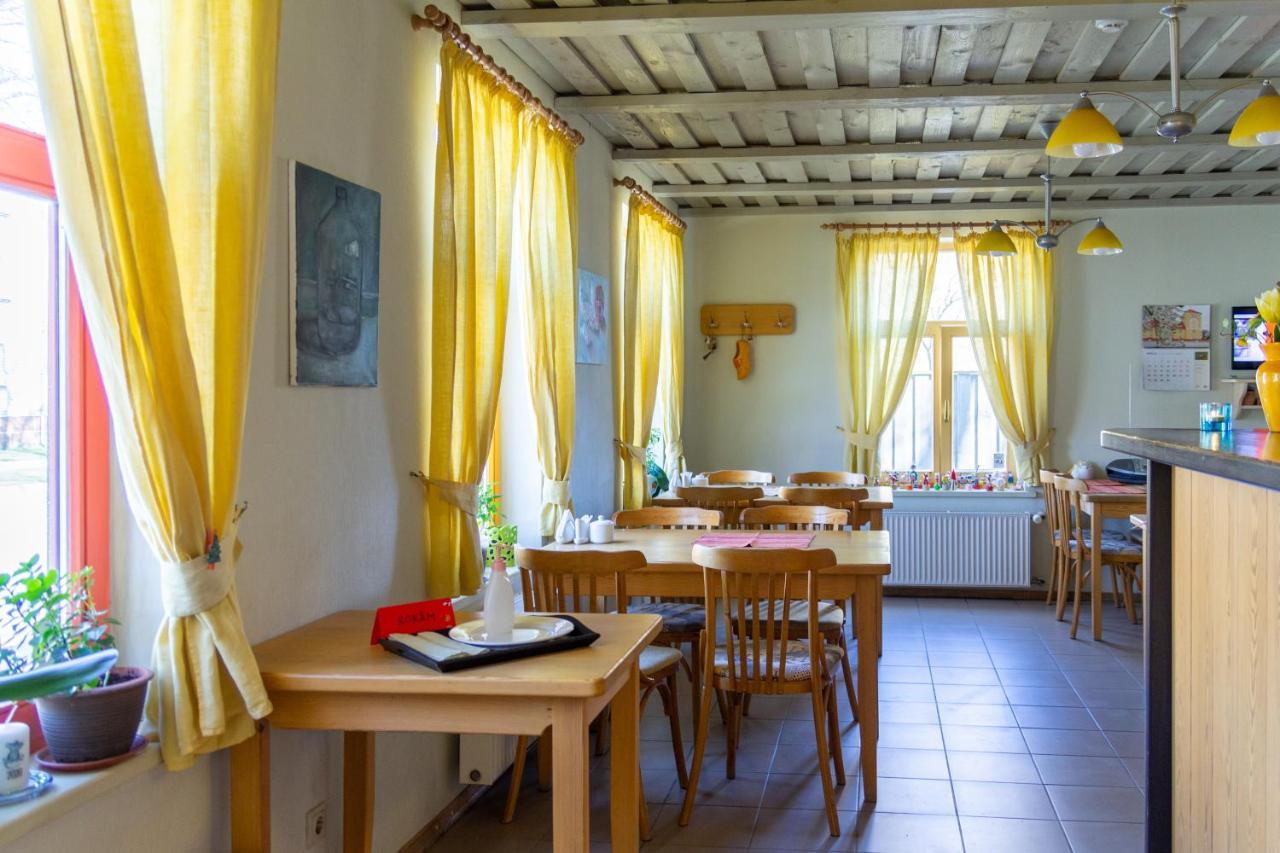 Raibie Logi Hotel Ventspils Buitenkant foto