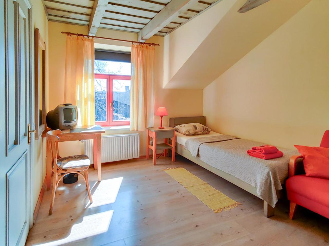 Raibie Logi Hotel Ventspils Buitenkant foto